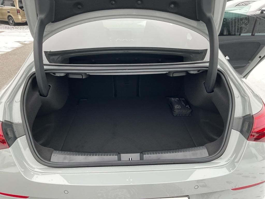 Mercedes-Benz CLA 200 2026