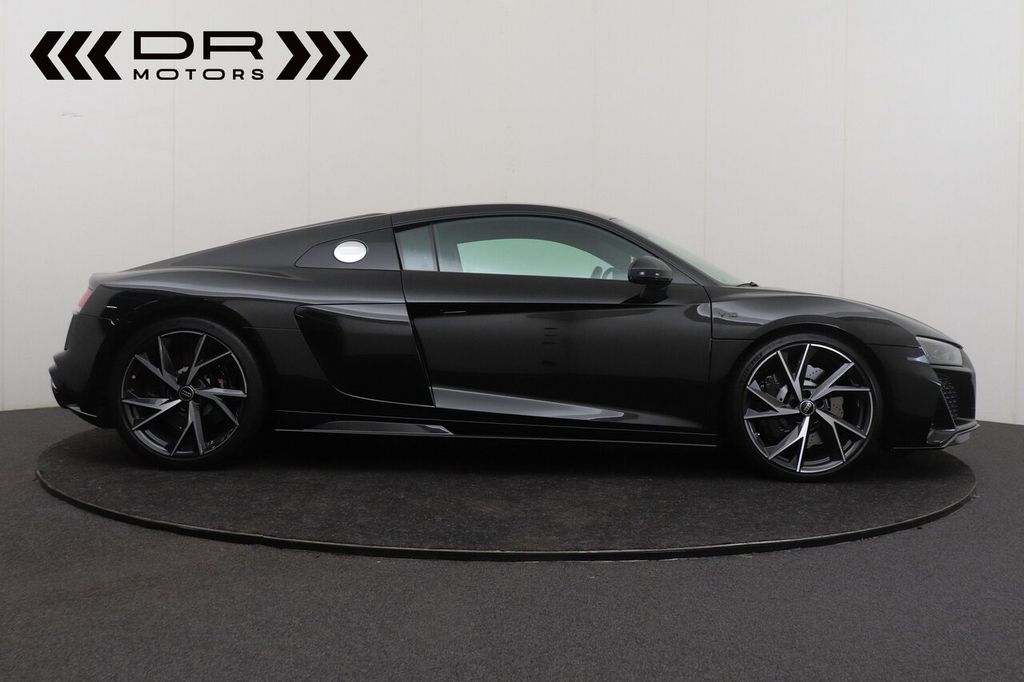 Audi R8 2024