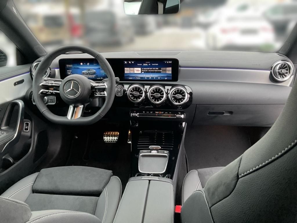 Mercedes-Benz CLA 200 2026