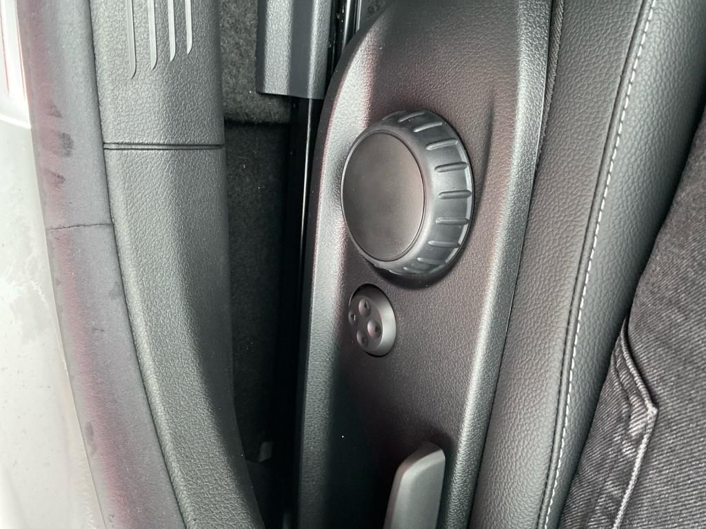 Mercedes-Benz CLA 200 2026