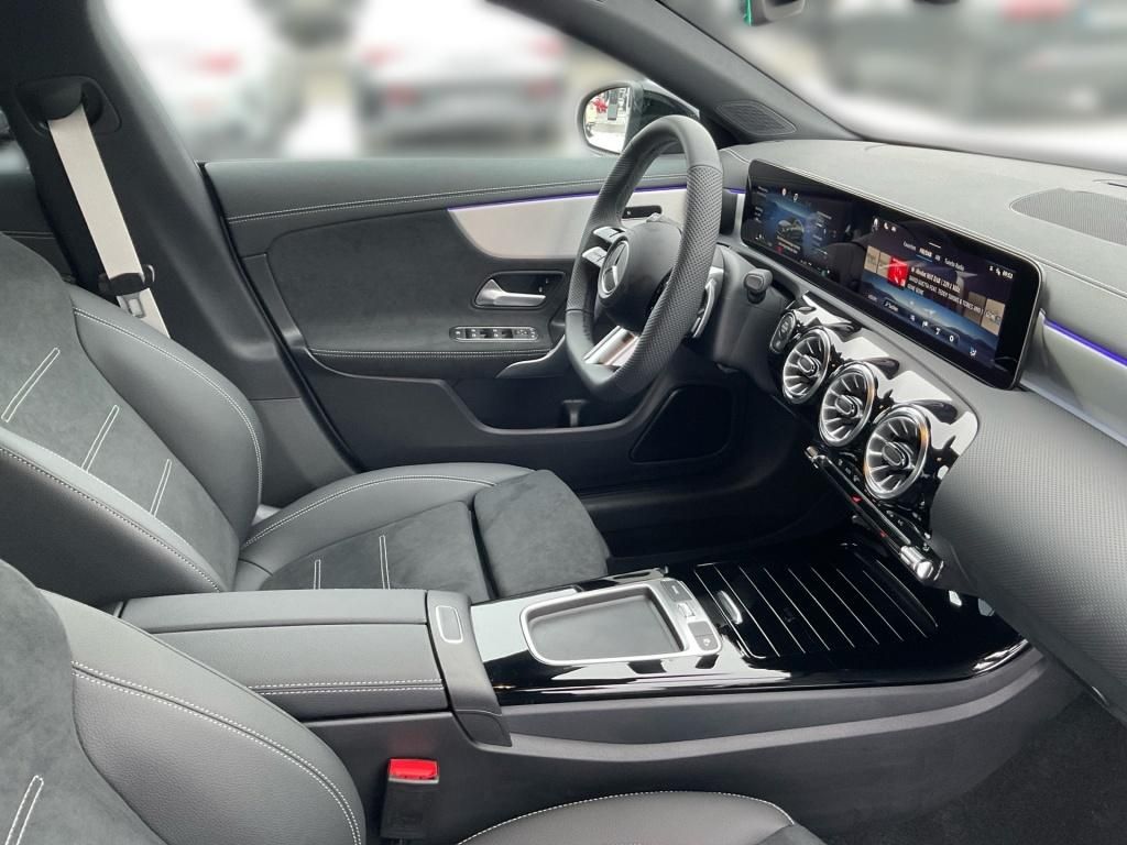 Mercedes-Benz CLA 200 2026