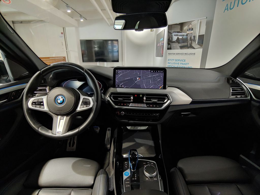 BMW iX3 2022