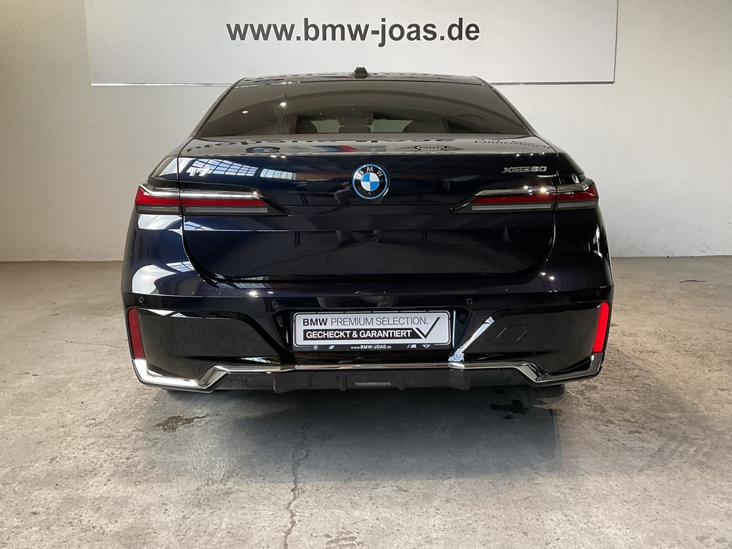 BMW i7 2024