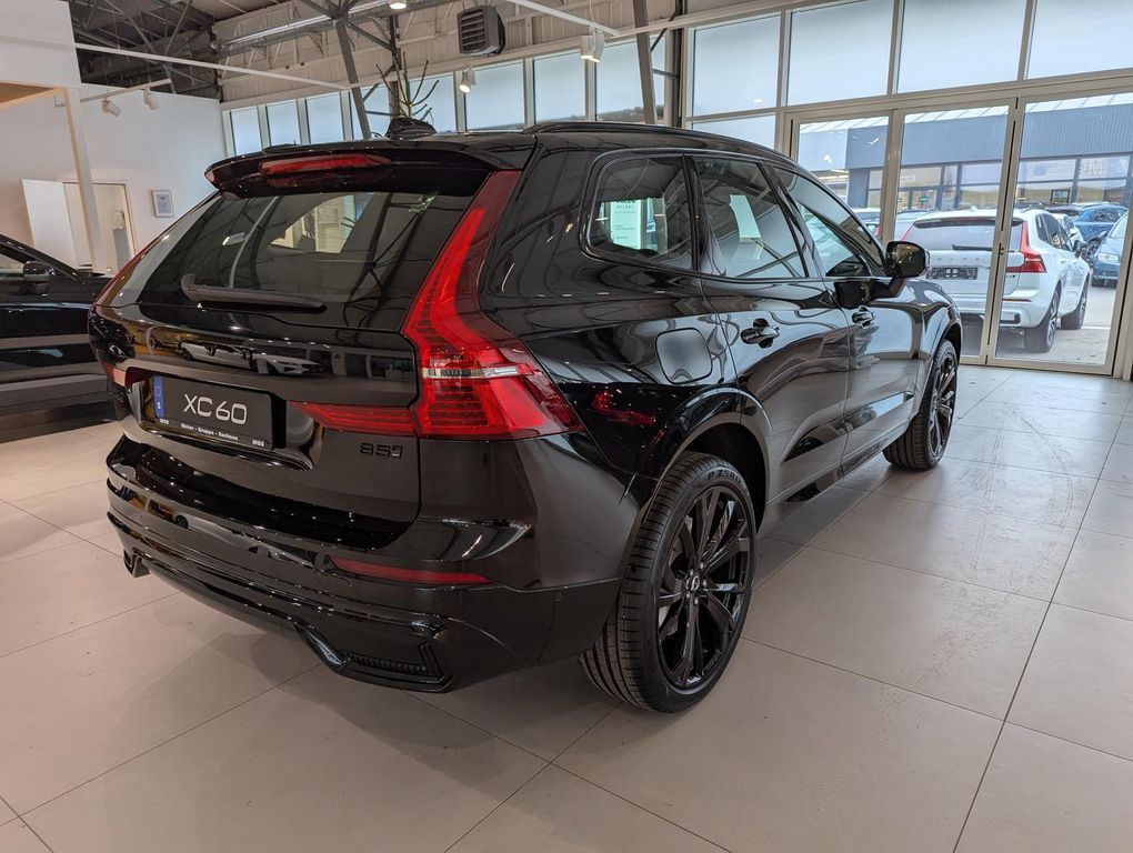 Volvo XC60 2025