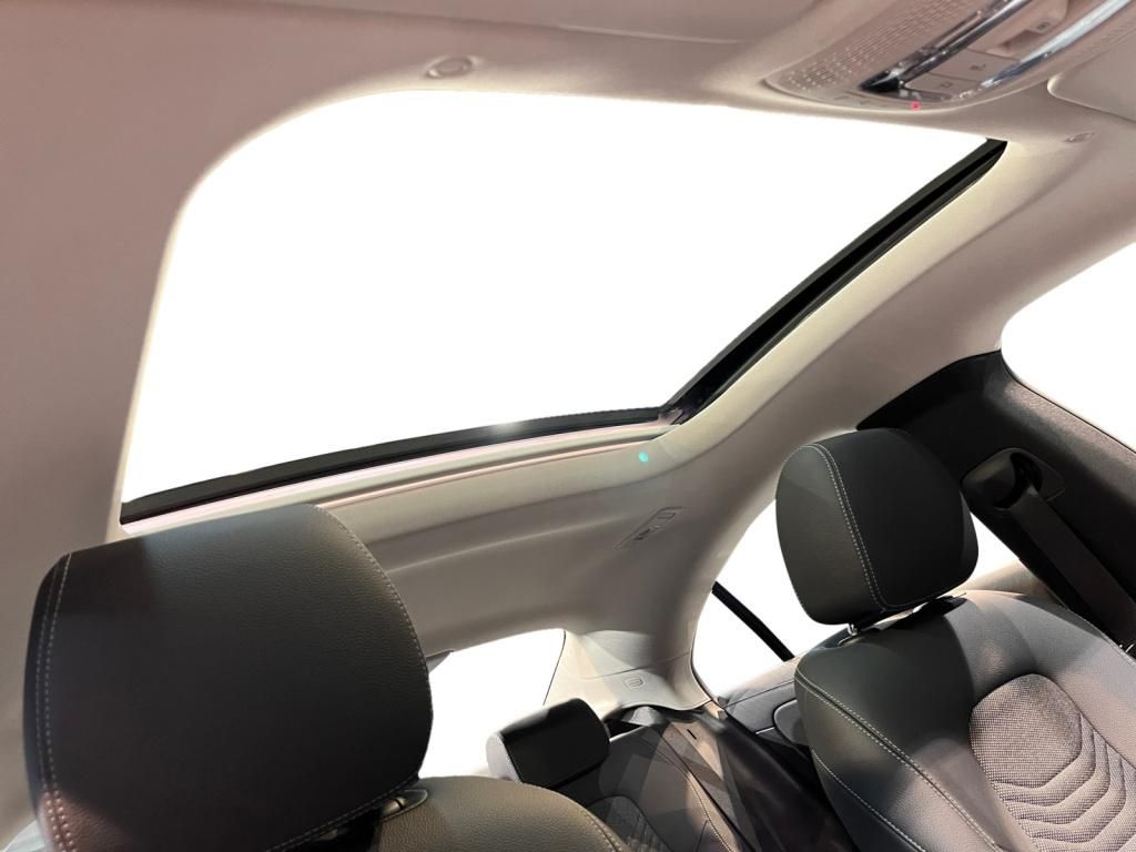 Mercedes-Benz CLA 250 2025