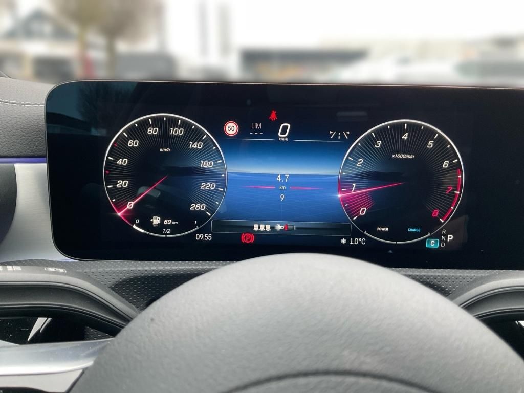 Mercedes-Benz CLA 200 2026