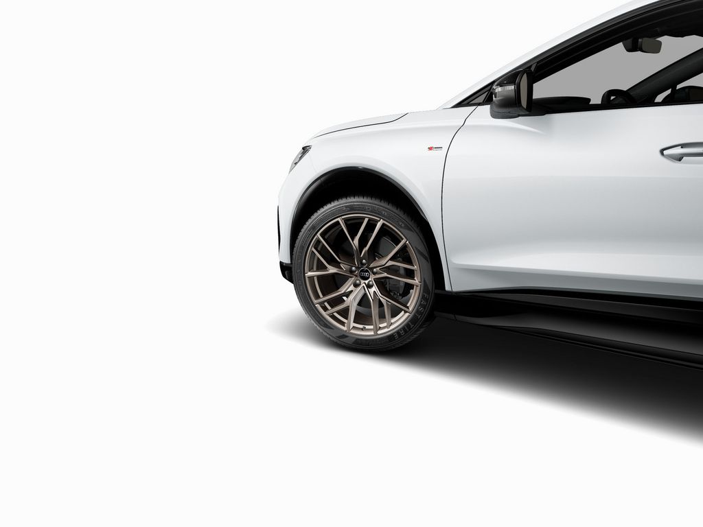 Audi Q4 e-tron 2025