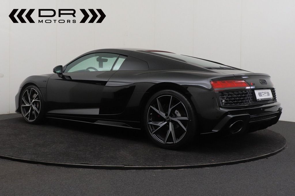 Audi R8 2024