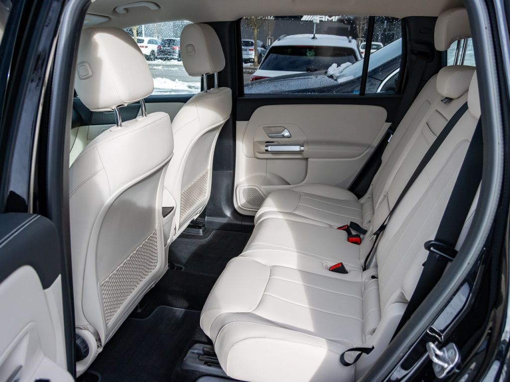 Mercedes-Benz EQB 2024