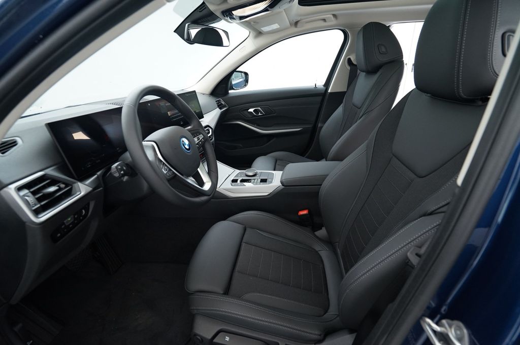 BMW 320 2024