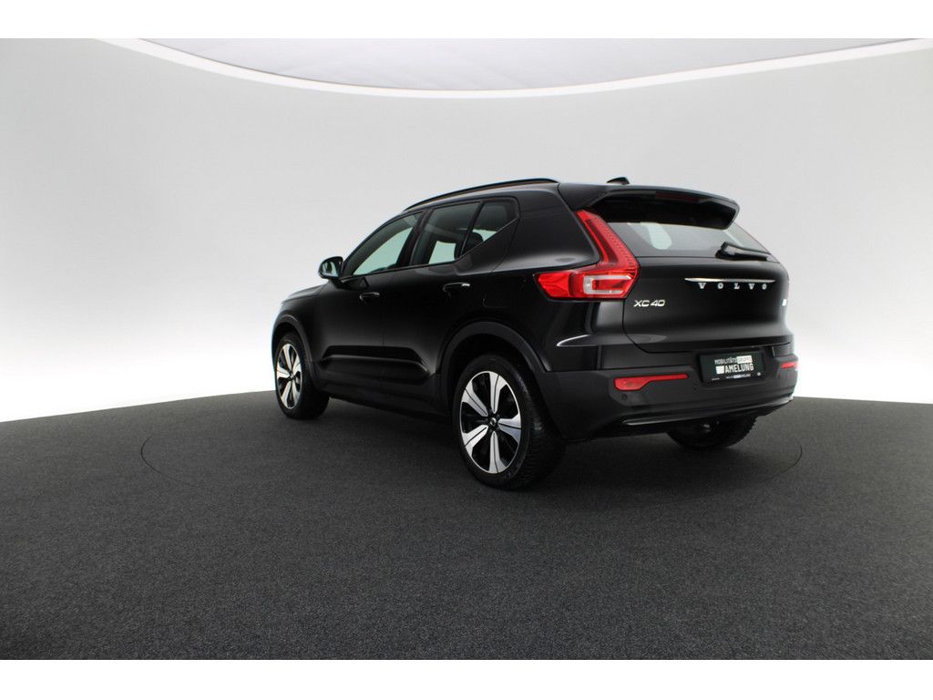 Volvo XC40 2022