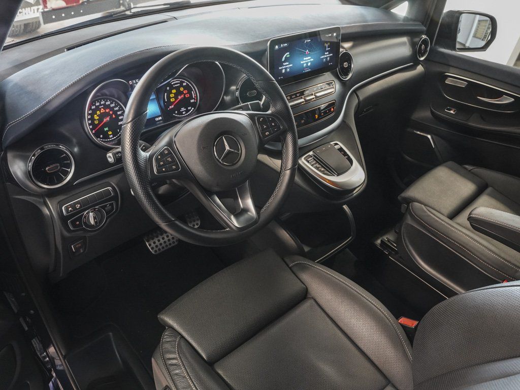 Mercedes-Benz EQV 2024