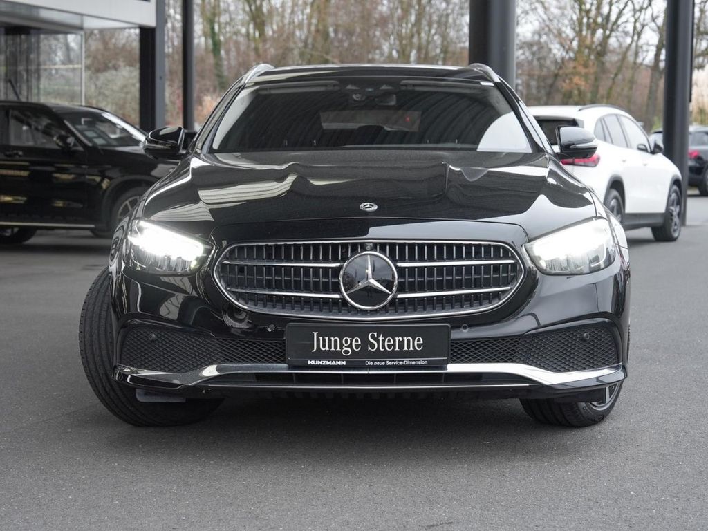 Mercedes-Benz E 300 2022