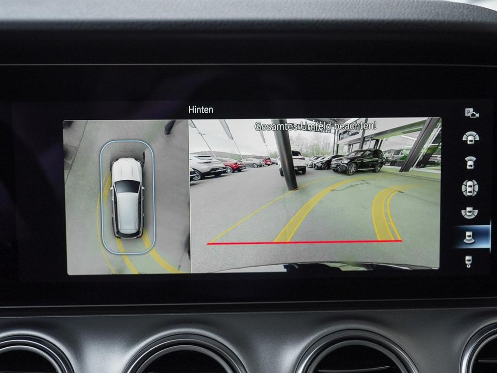 Mercedes-Benz E 300 2022