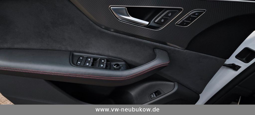 Audi RSQ8 2023