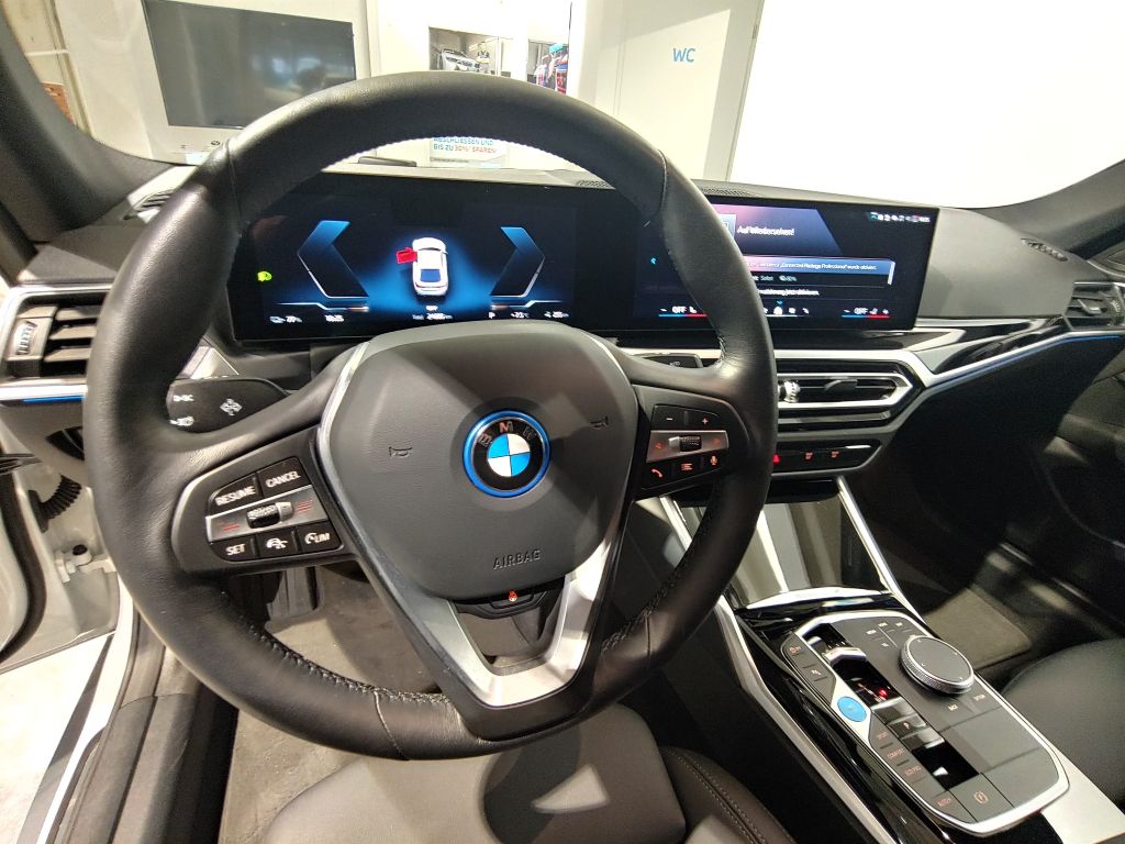 BMW i4 2024