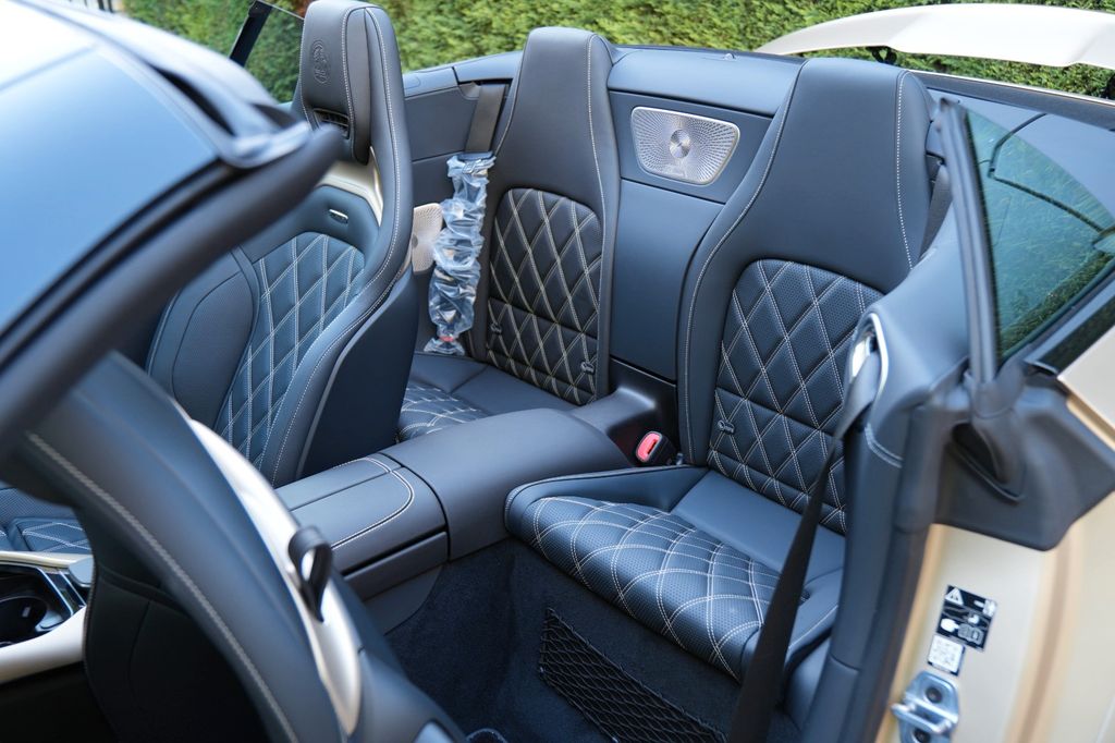 Mercedes-Benz SL 63 AMG 2025