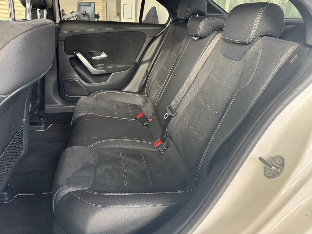Mercedes-Benz A 250 2021