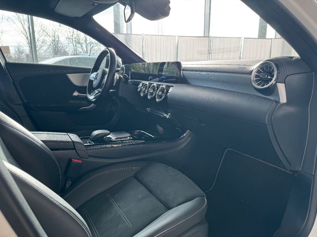 Mercedes-Benz A 250 2021