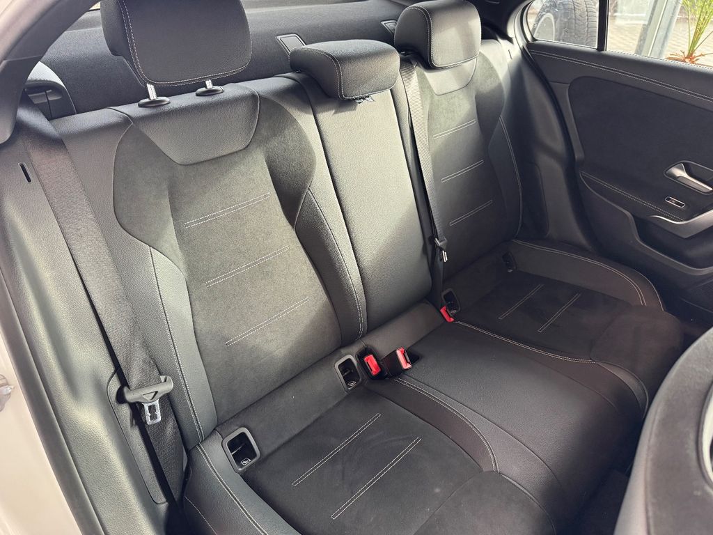 Mercedes-Benz A 250 2021