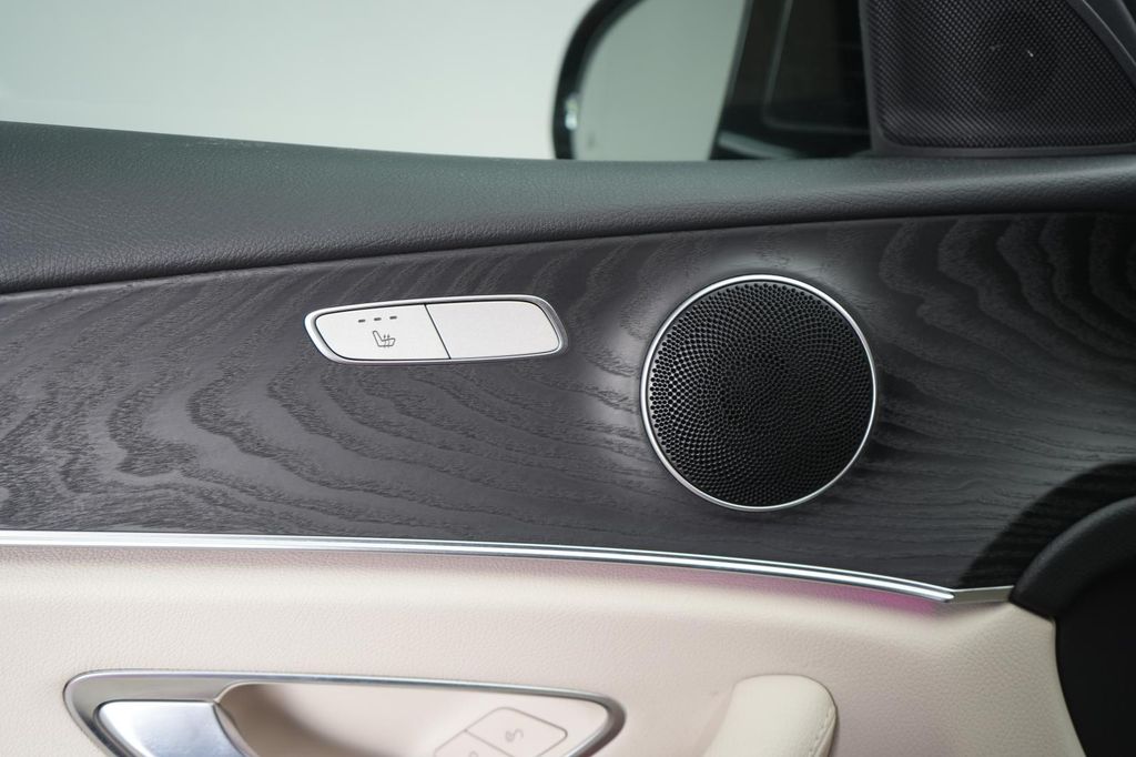 Mercedes-Benz E 200 2021