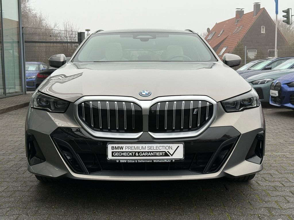 BMW i5 2025