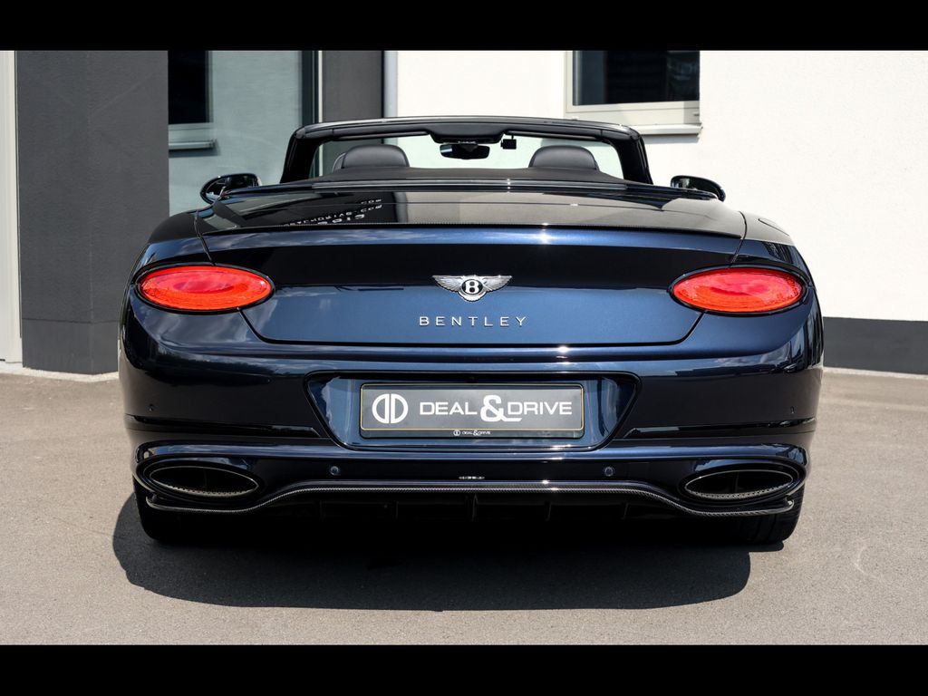 Bentley Continental GTC 2022
