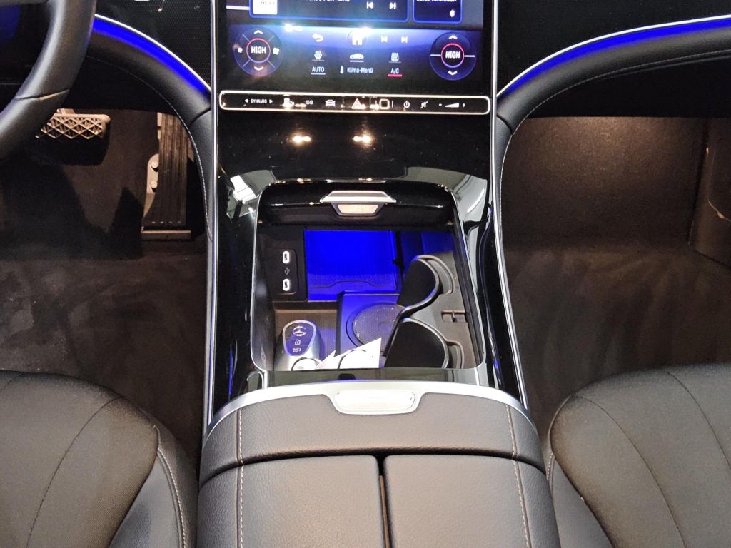 Mercedes-Benz EQE 2022