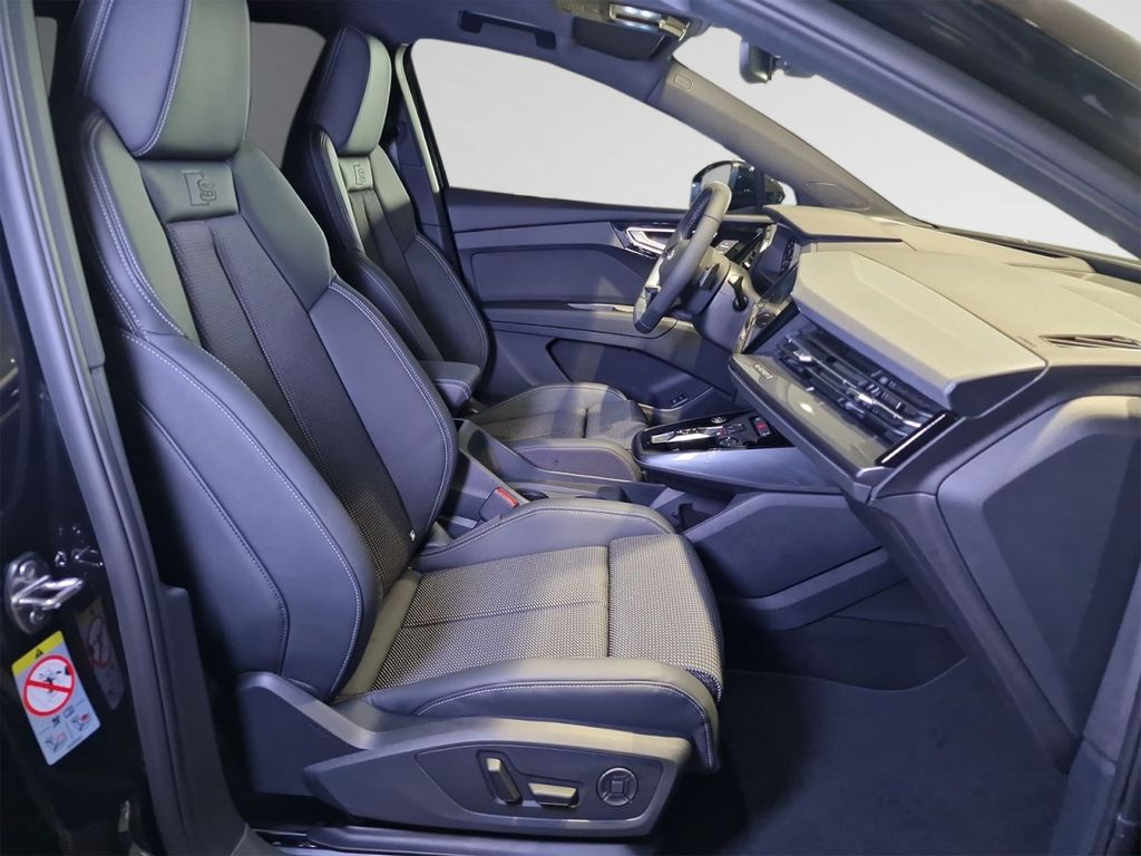 Audi Q4