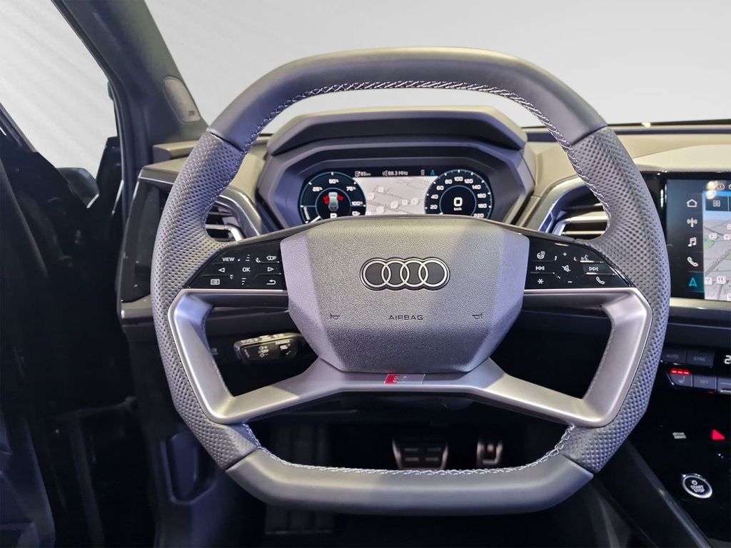 Audi Q4