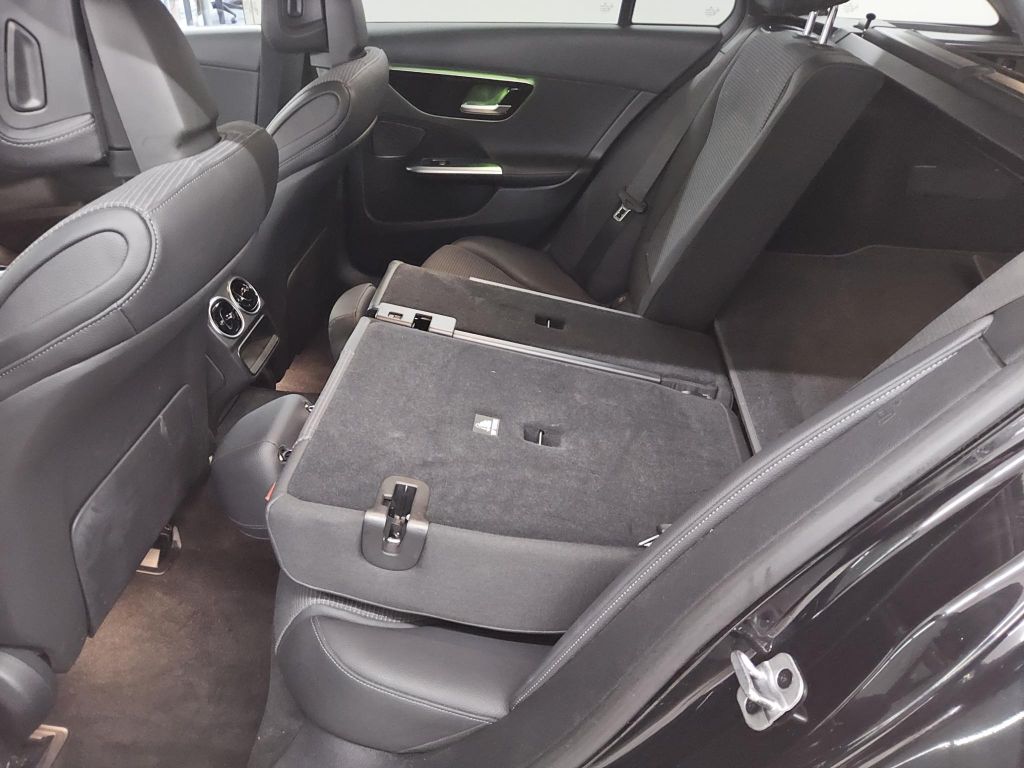 Mercedes-Benz C 200 2024