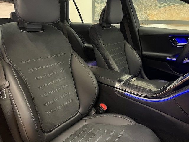 Mercedes-Benz C 300 2025