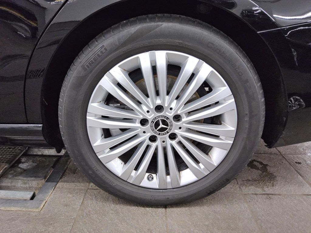 Mercedes-Benz C 200 2024