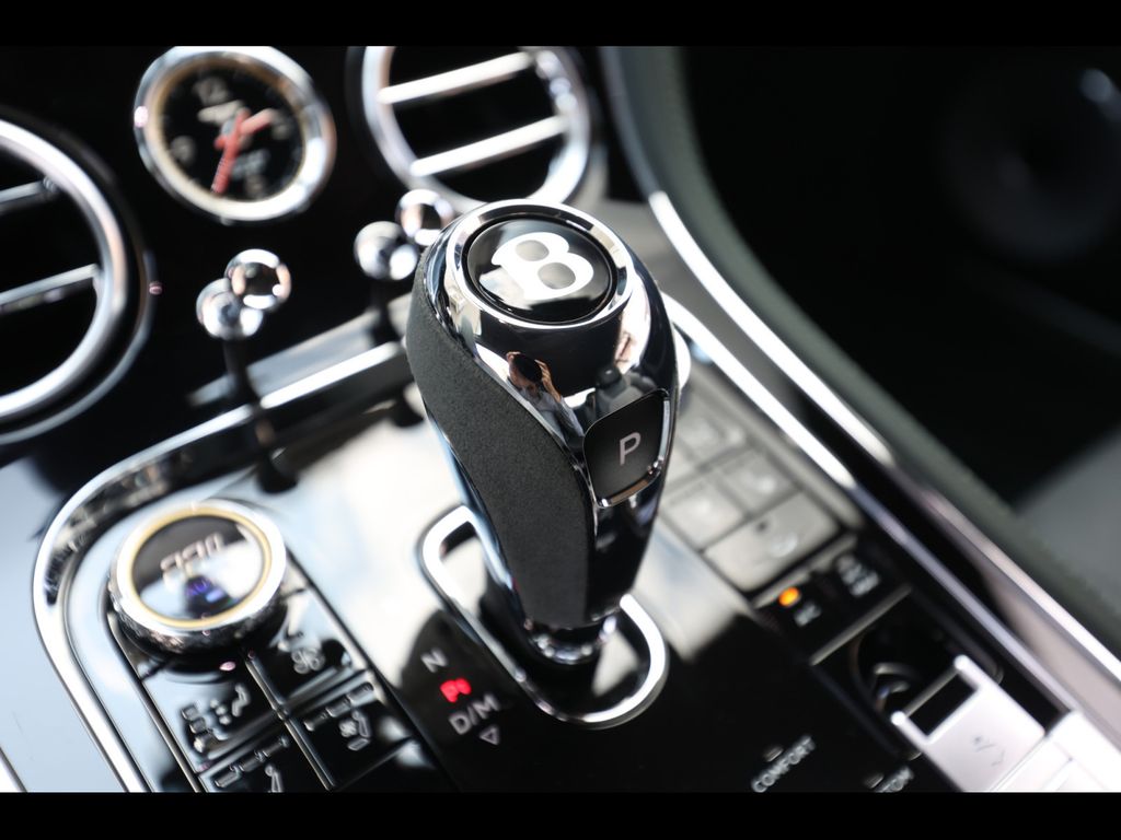 Bentley Continental 2023