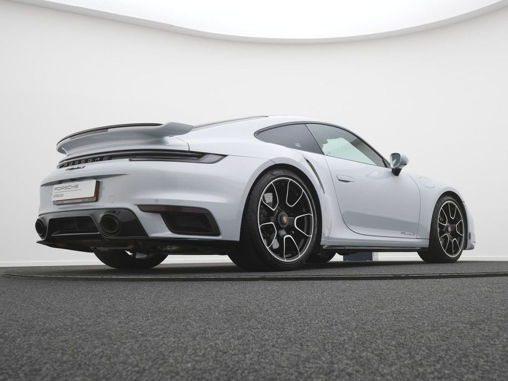 Porsche 992 2024