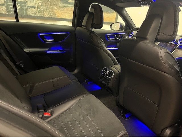 Mercedes-Benz C 300 2025