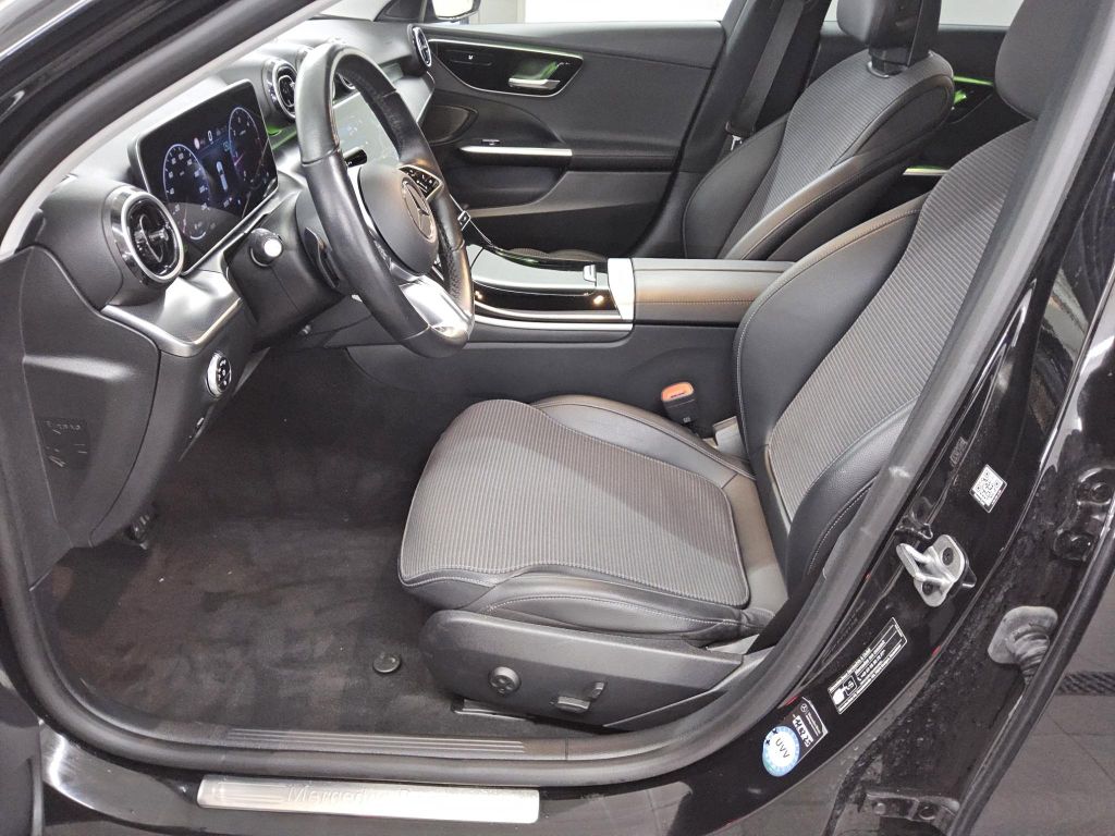 Mercedes-Benz C 200 2024