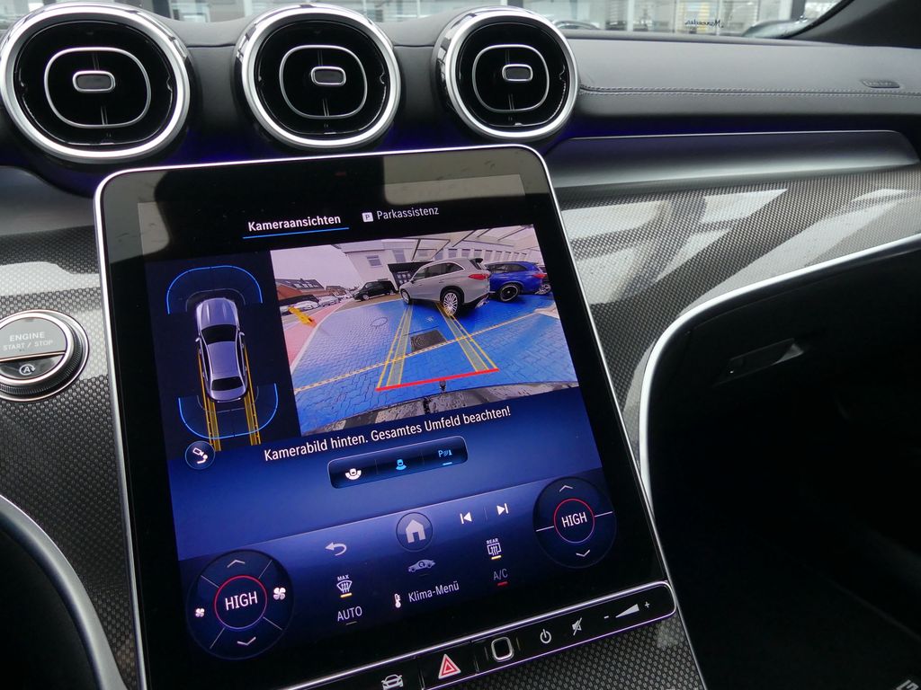 Mercedes-Benz C 300 2025