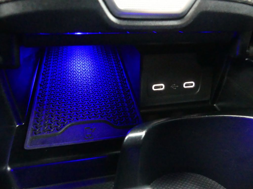 Mercedes-Benz C 300 2025