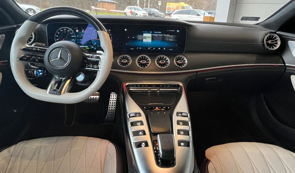 Mercedes-Benz AMG GT 2022