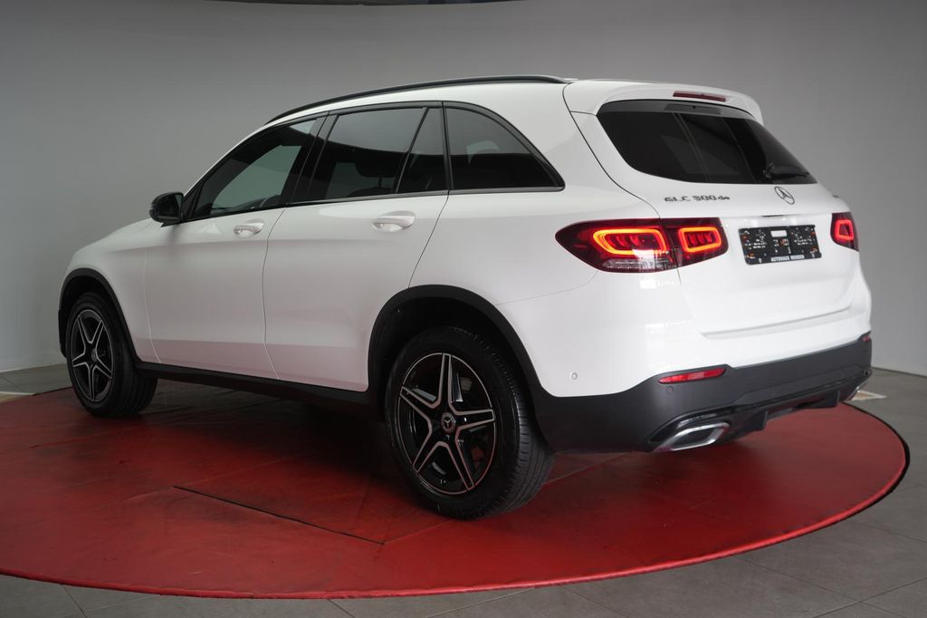 Mercedes-Benz GLC 300 2022