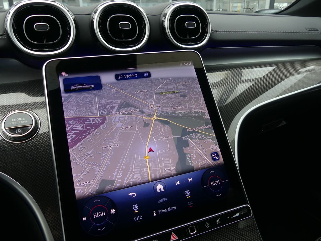 Mercedes-Benz C 300 2025