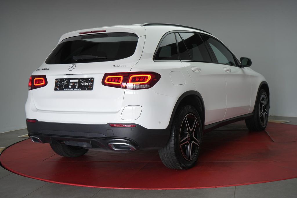 Mercedes-Benz GLC 300 2022