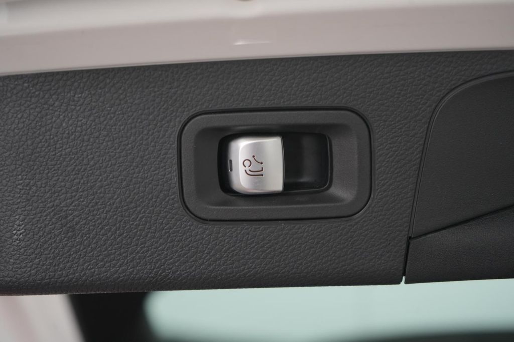 Mercedes-Benz GLC 300 2022