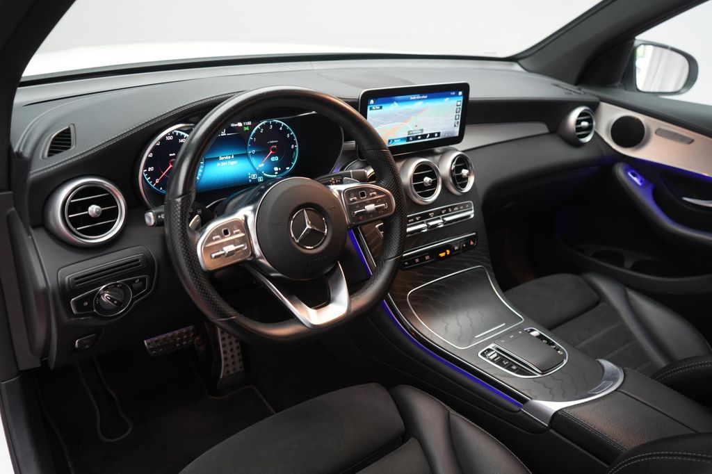 Mercedes-Benz GLC 300 2022