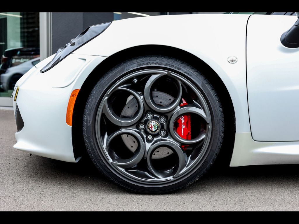 Alfa Romeo 4C 2014