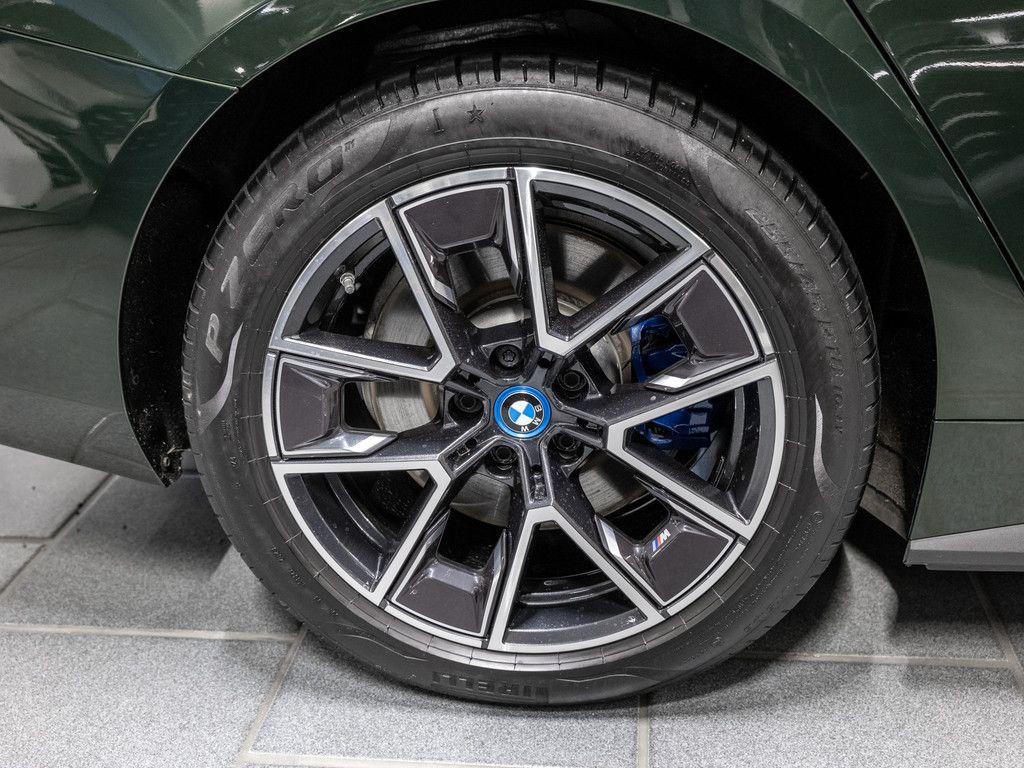 BMW i4 2023