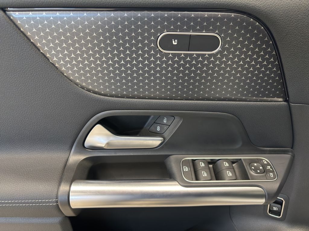 Mercedes-Benz GLA 250 2025