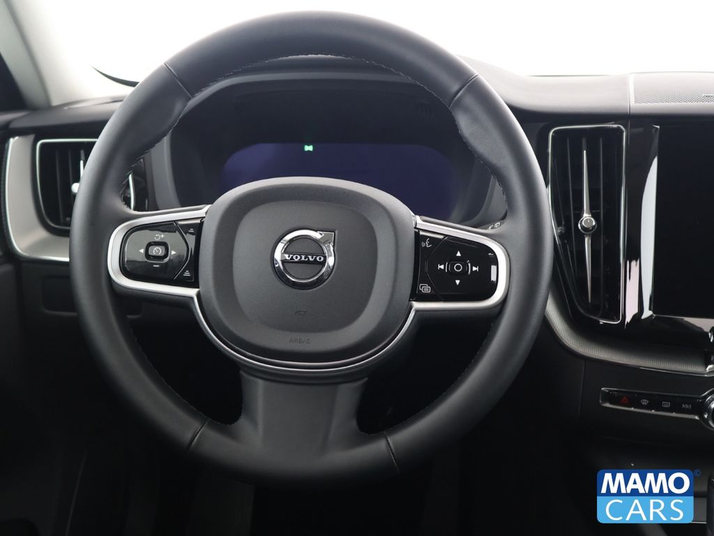 Volvo XC60 2025