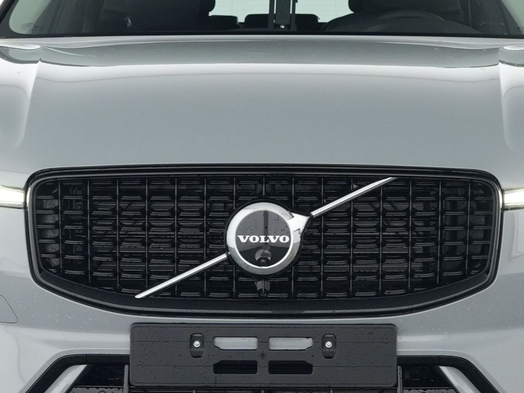 Volvo XC60 2025